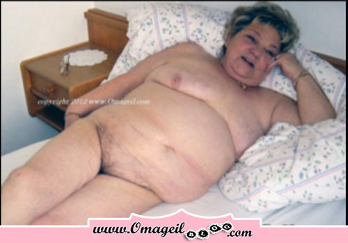 OmaGeil Collection photo of old horny woman